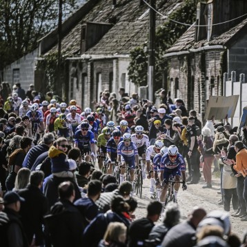 VIP Cycling Tour - Paris-Roubaix Guided Experience - 2025