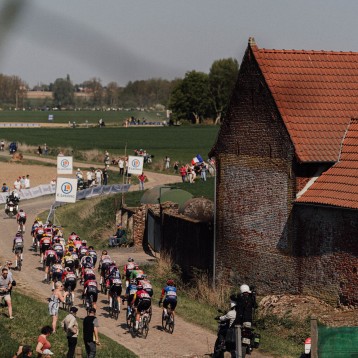 VIP Access - Vélodrome Arrival Area  - Paris-Roubaix Femmes 2026