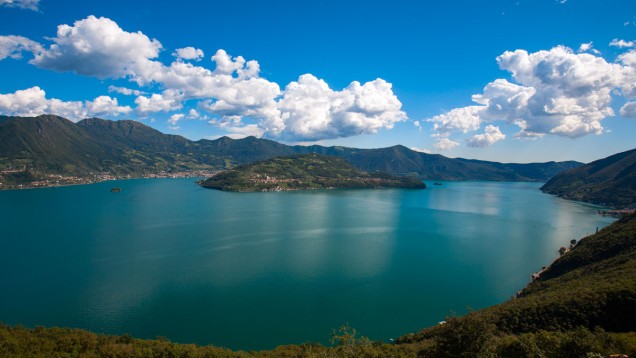Cycling Tour Through Italy’s Lakes and Mountains