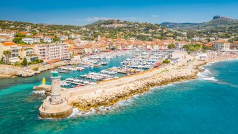 Food and Culinary Tours Provence Hiking - Hiking in the Turquoise Creeks of Cassis